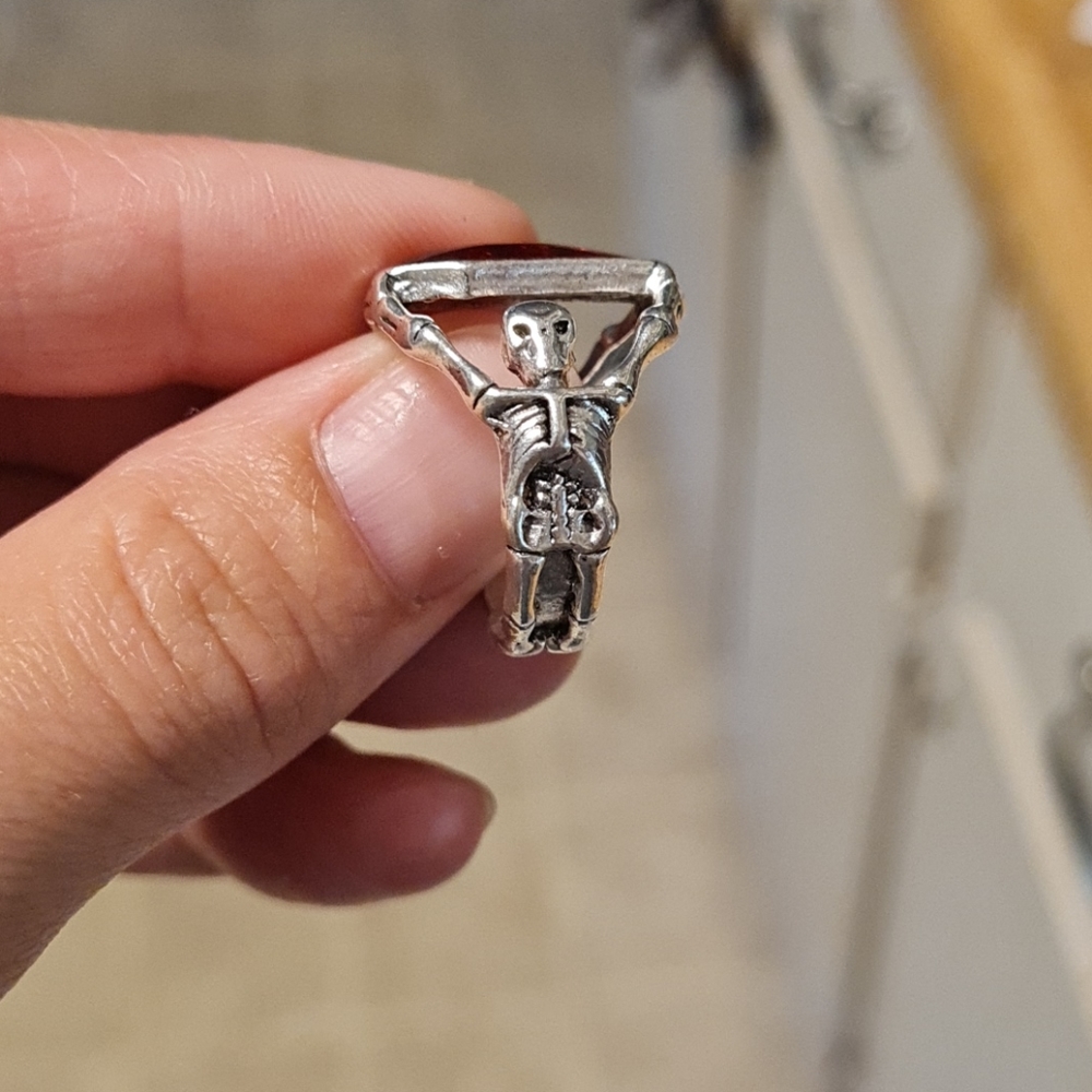 Coffin ring - Picture 3 of 4